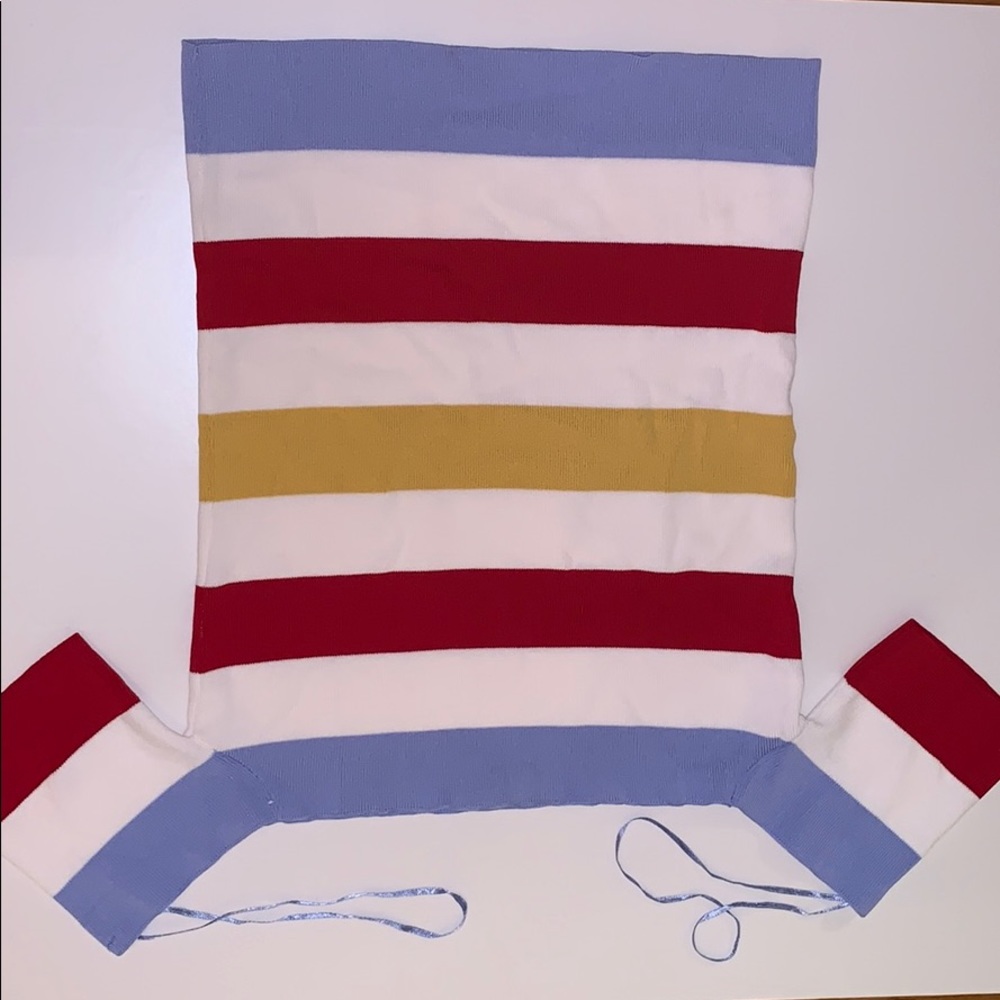Off the shoulder crop-top / never worn